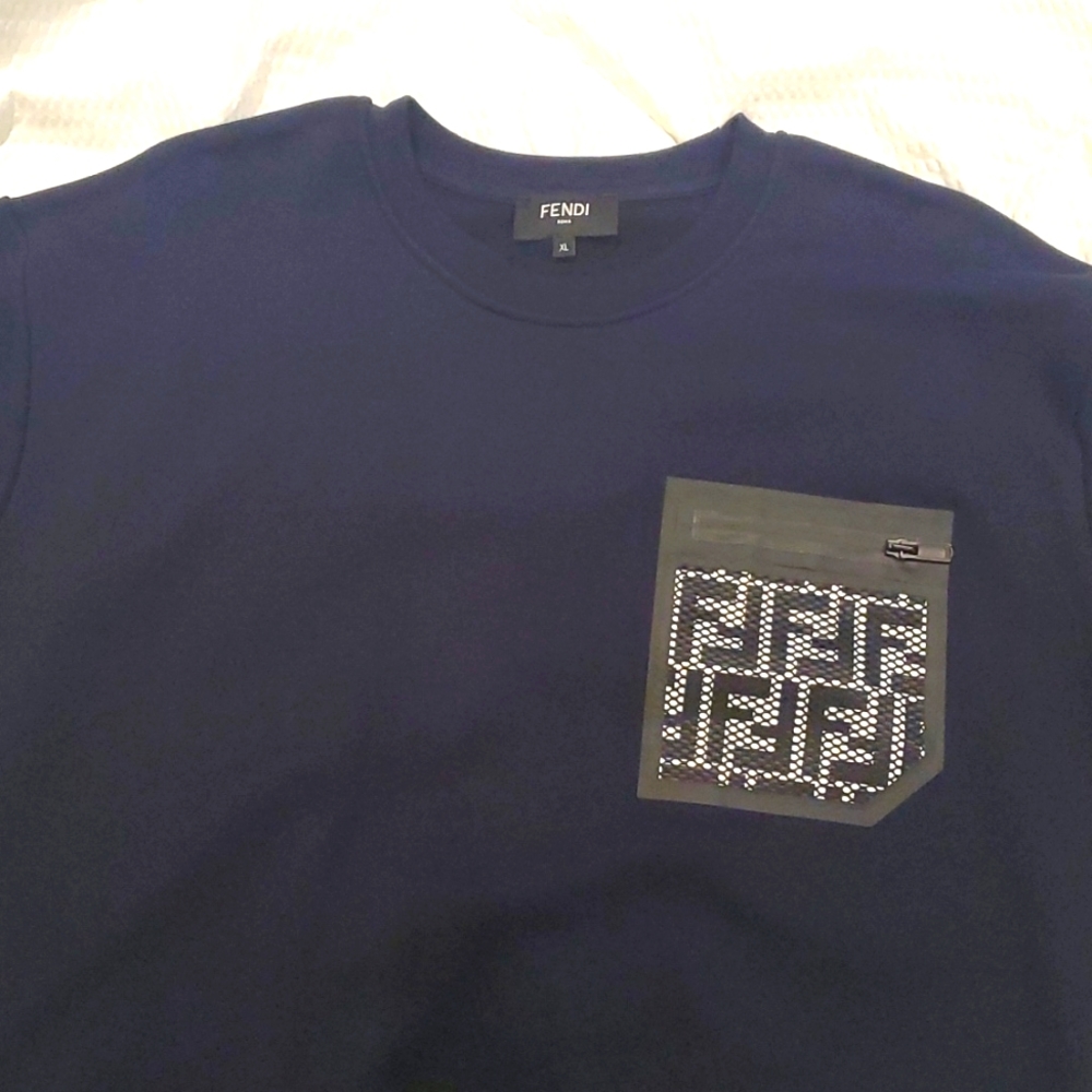 Like New Fendi Sweater Size XL